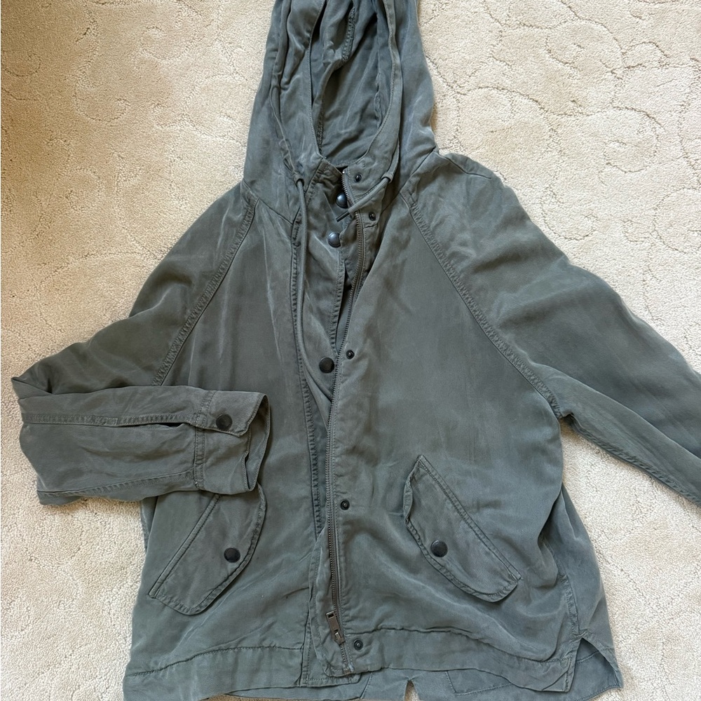 American Eagle Women’s Green Khaki Jacket